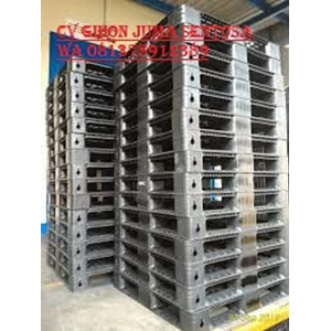 Pallet Plastick Layar Jaring warna hitam